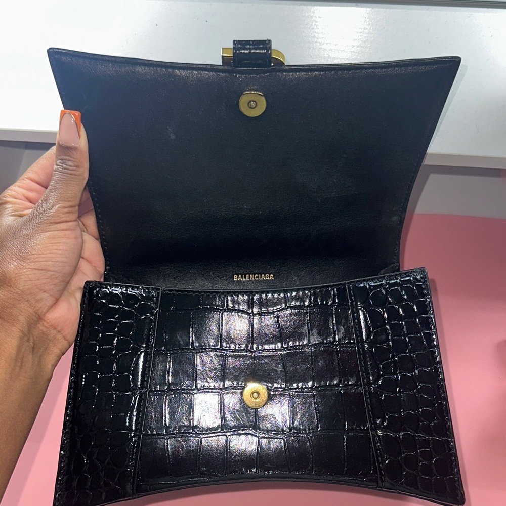 Balenciaga Black Croc-Embossed Crossbody Bag - Picture 11 of 17